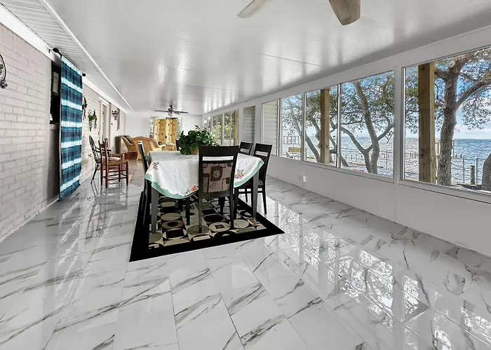 Baywatch Paradice Bayfront, Private Pier, Sleeps 8 Fenced Dog Area 8 M To Gulf Shores