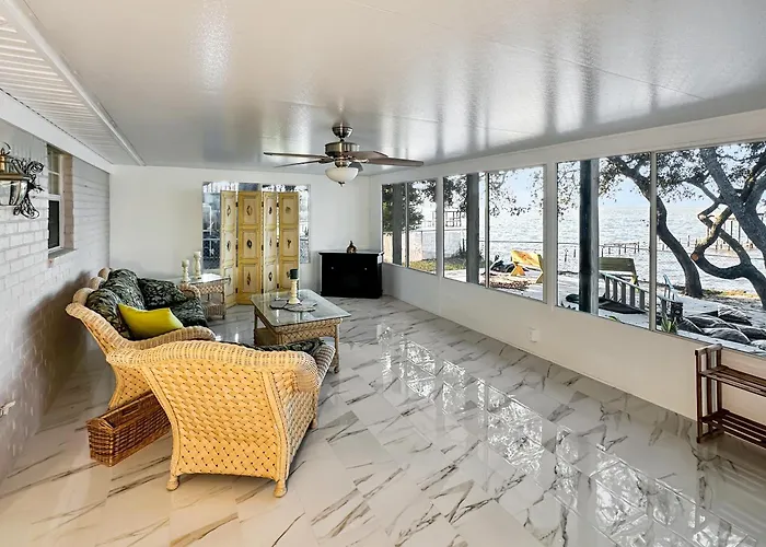 Baywatch Paradice Bayfront, Private Pier, Sleeps 8 Fenced Dog Area 8 M To * Gulf Shores